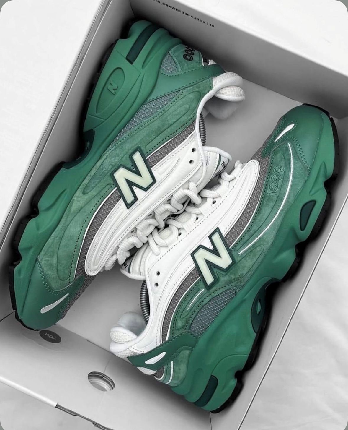 New Balance 1000 Retro Unisex Sneakers - Image 3